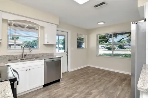 126 Kingsway Road Brandon FL 33510