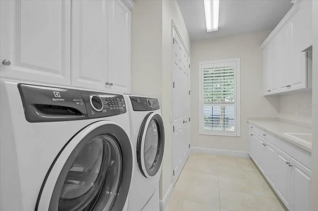 7630 Windy Hill Cove Bradenton FL 34202
