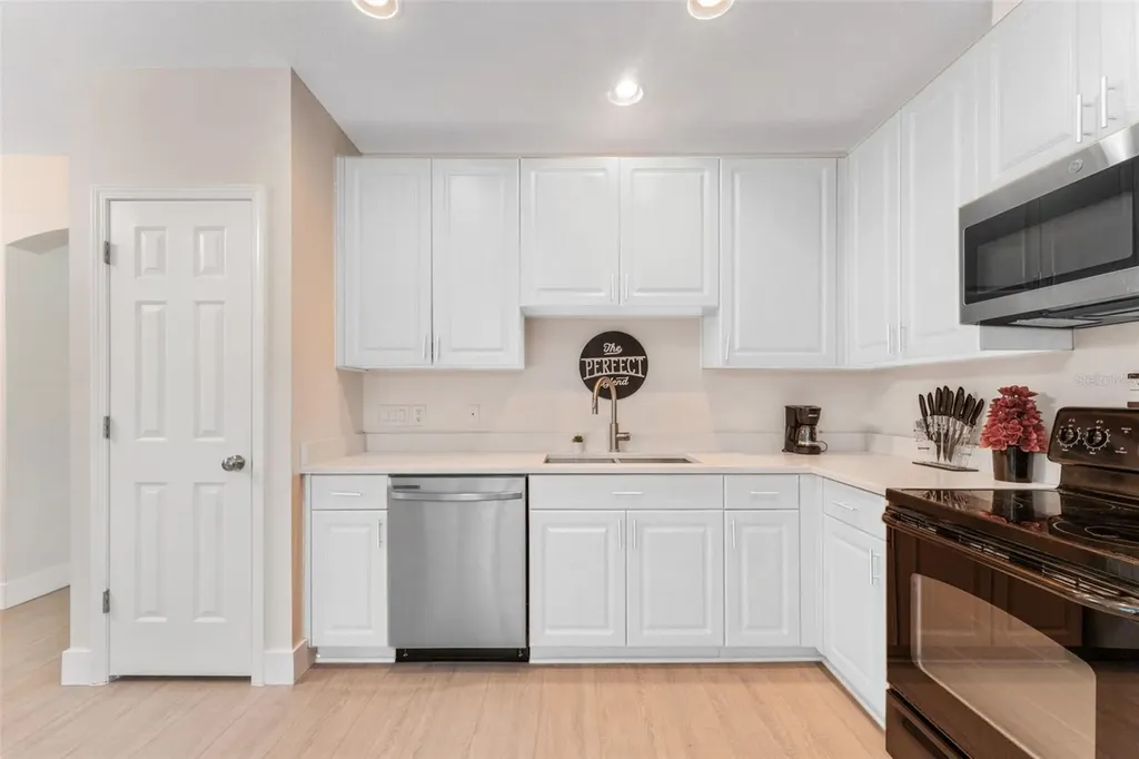 2944 Prairie Iris Drive Land O Lakes FL 34638