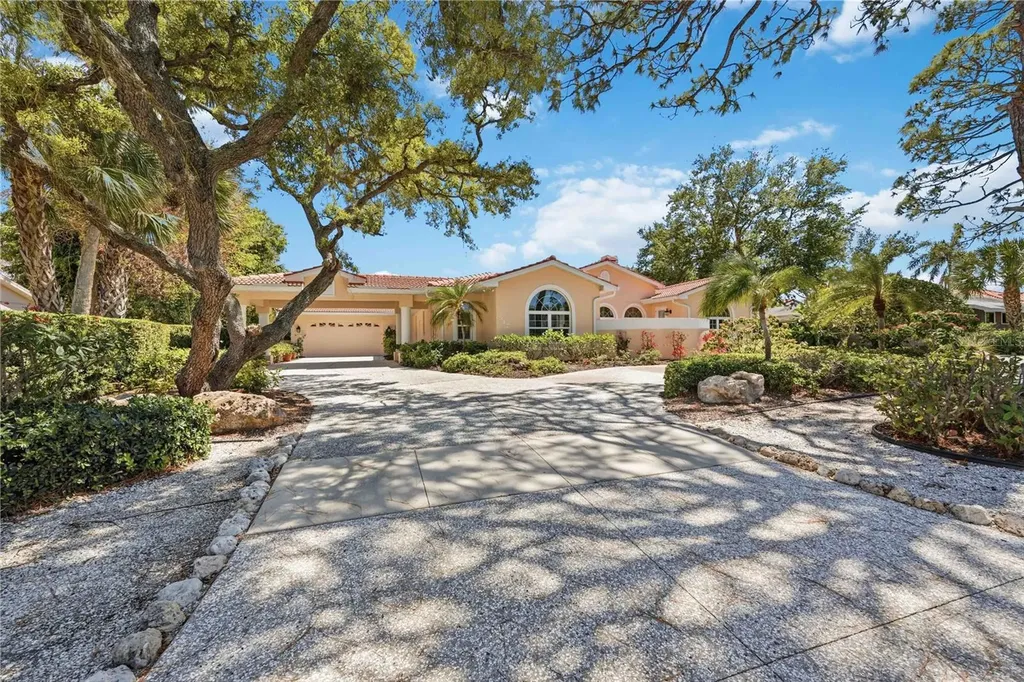 517 Granada Avenue Venice FL 34285