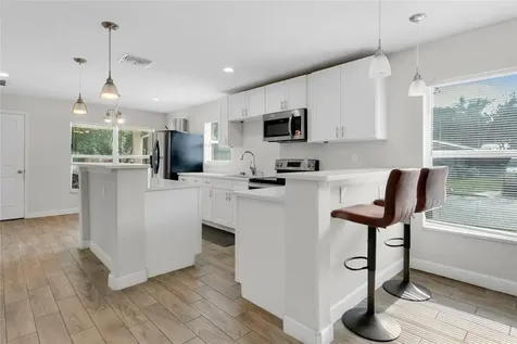 3936 Thomas Street Orlando FL 32805
