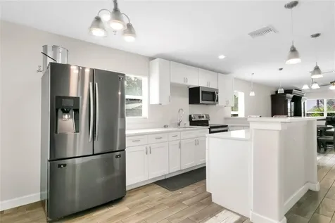 3936 Thomas Street Orlando FL 32805