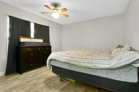 3936 Thomas Street Orlando FL 32805