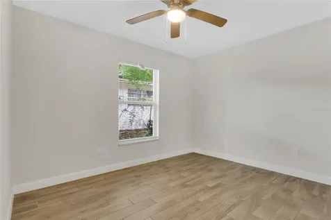 3936 Thomas Street Orlando FL 32805