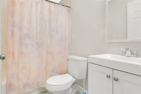 3936 Thomas Street Orlando FL 32805