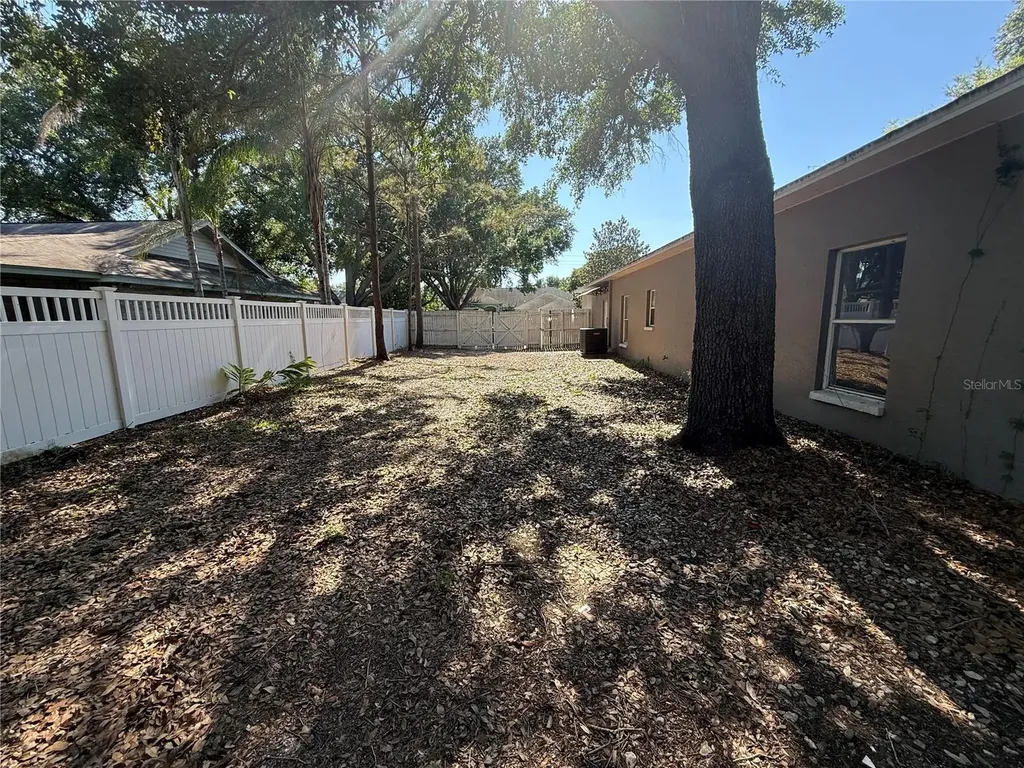2212 Misty Ridge Lane Valrico FL 33594