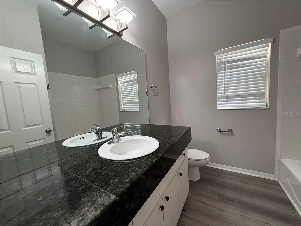 2212 Misty Ridge Lane Valrico FL 33594