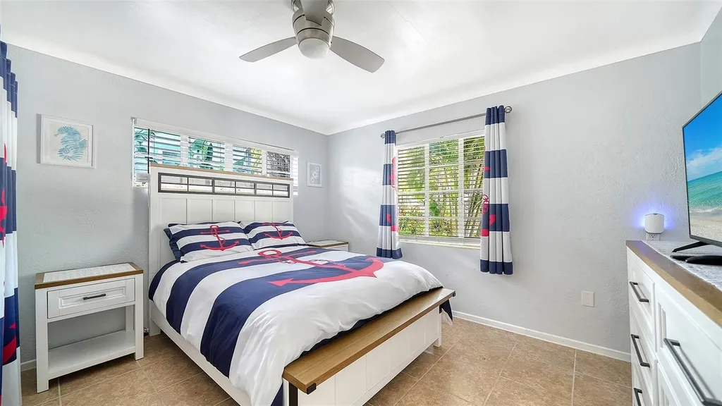 1903 Oak Street Sarasota FL 34236