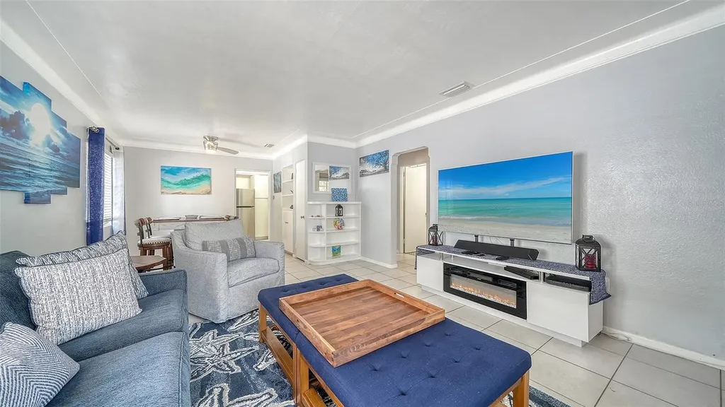 1903 Oak Street Sarasota FL 34236