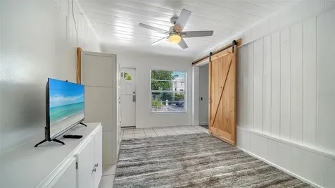 1903 Oak Street Sarasota FL 34236