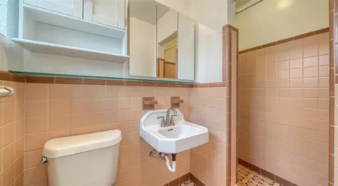 1903 Oak Street Sarasota FL 34236