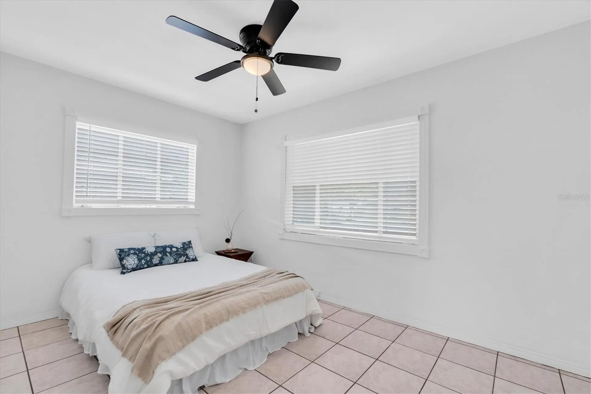 1221 53rd Avenue N St Petersburg FL 33703