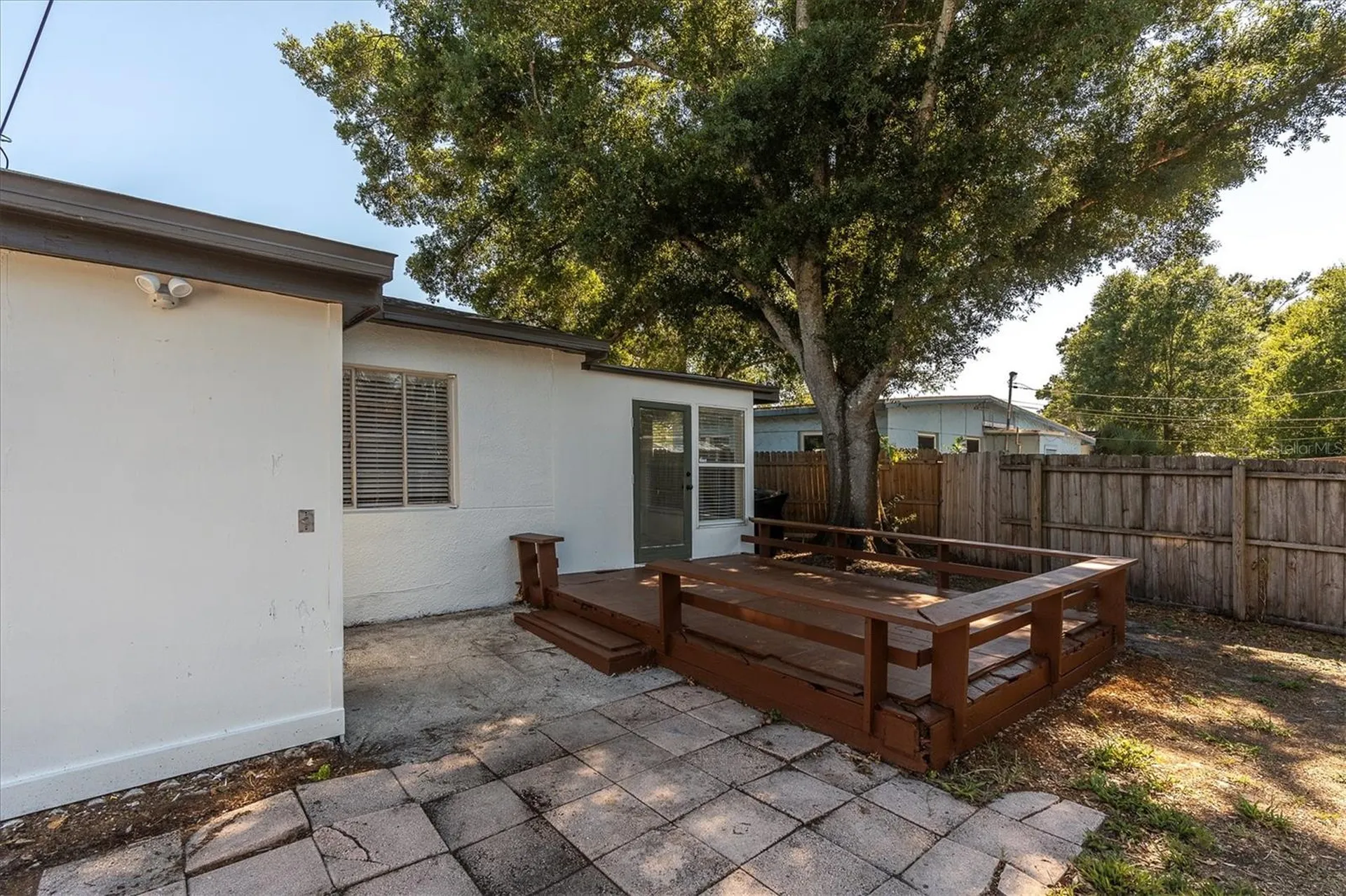 1221 53rd Avenue N St Petersburg FL 33703