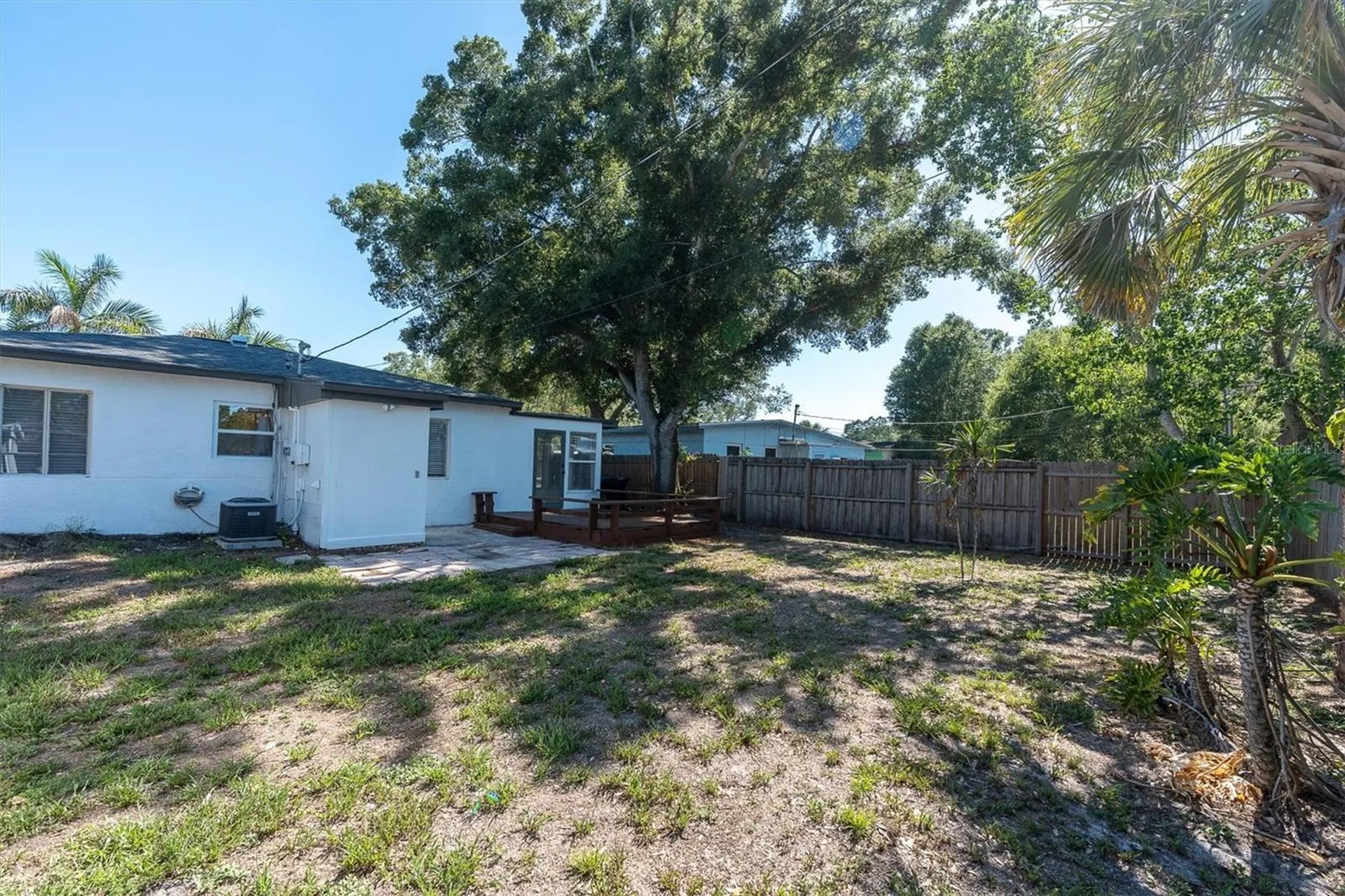 1221 53rd Avenue N St Petersburg FL 33703