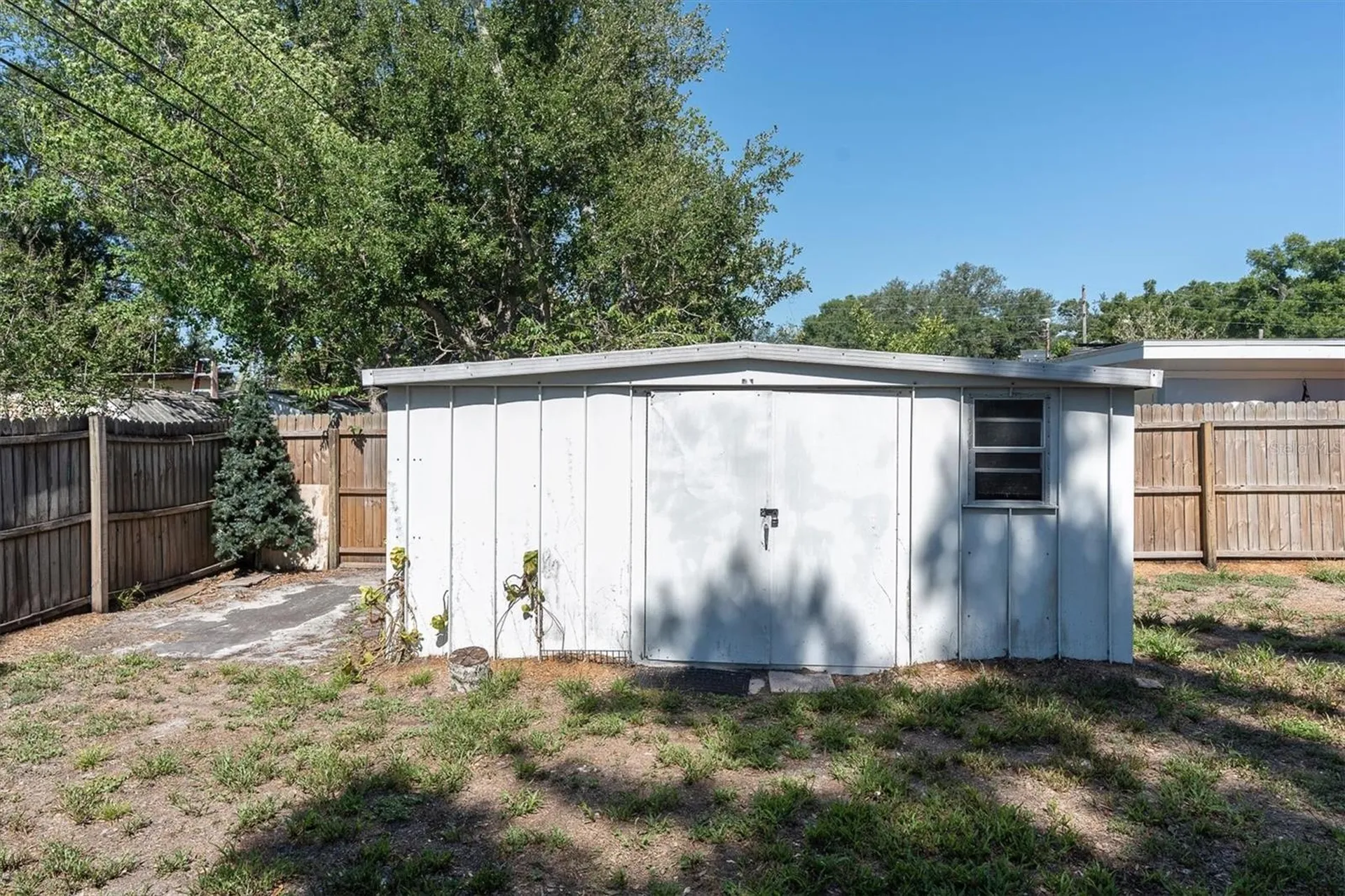 1221 53rd Avenue N St Petersburg FL 33703