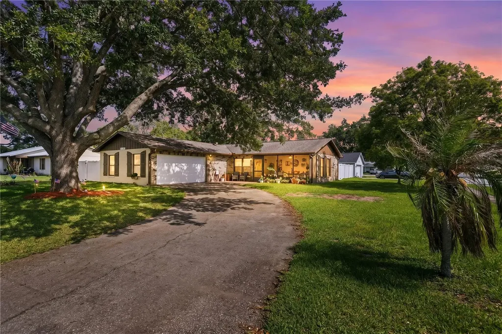 1228 Thomasina Drive Port Orange FL 32129