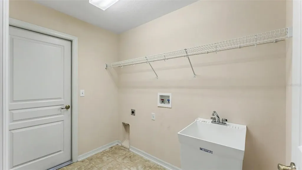 8525 N Campbell Road Lakeland FL 33810