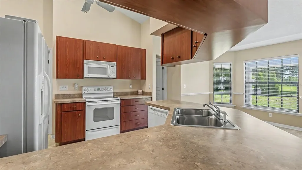 8525 N Campbell Road Lakeland FL 33810