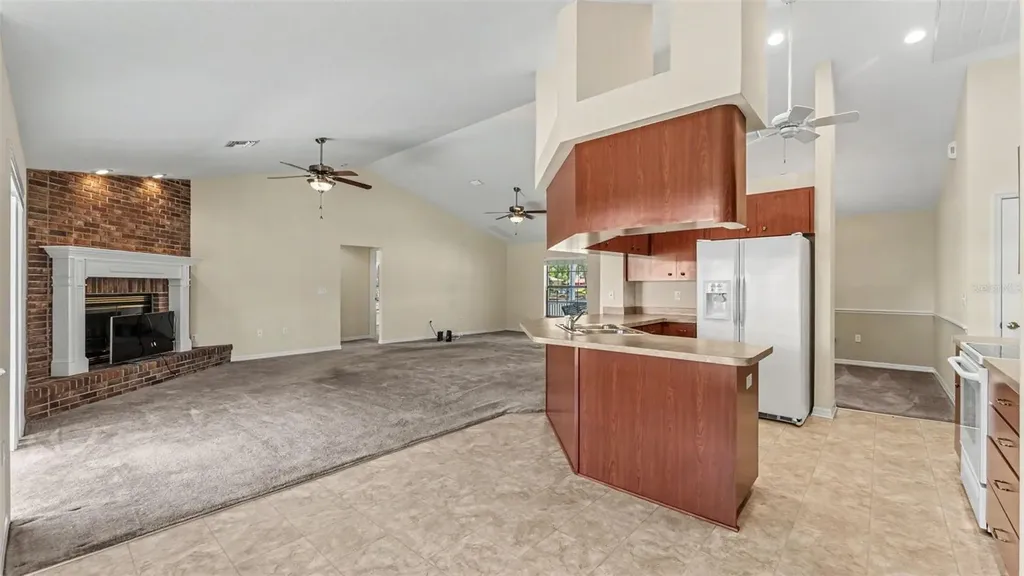 8525 N Campbell Road Lakeland FL 33810