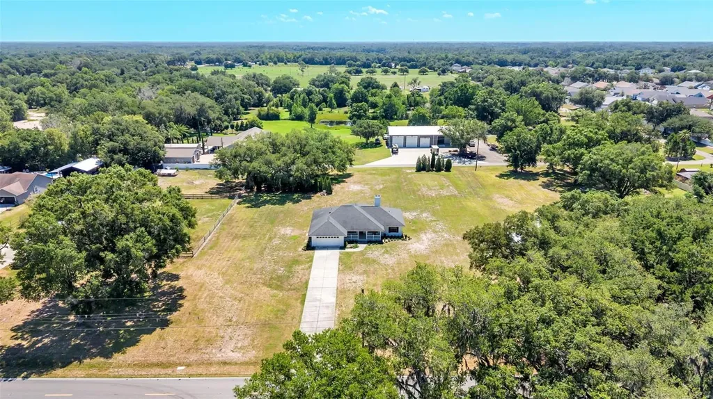 8525 N Campbell Road Lakeland FL 33810