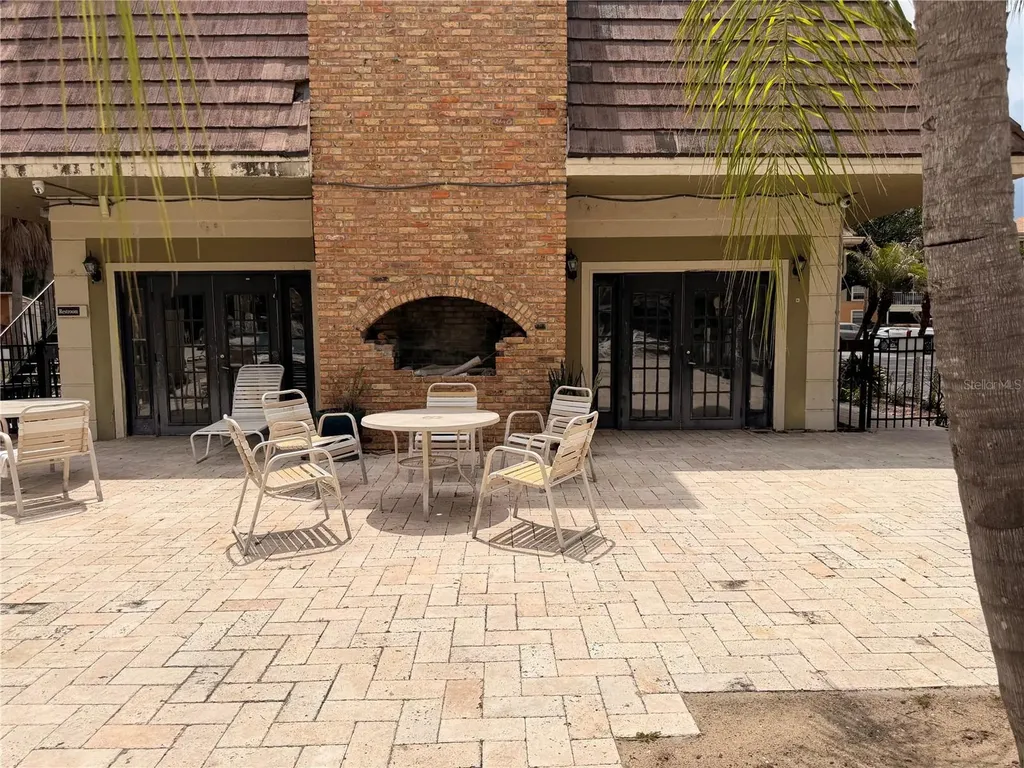 3956 Versailles Drive Orlando FL 32808