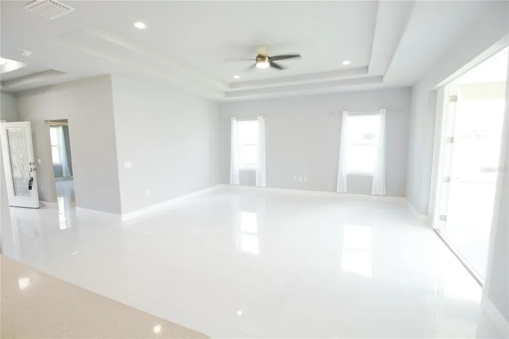 20 Evansville Lane Palm Coast FL 32164