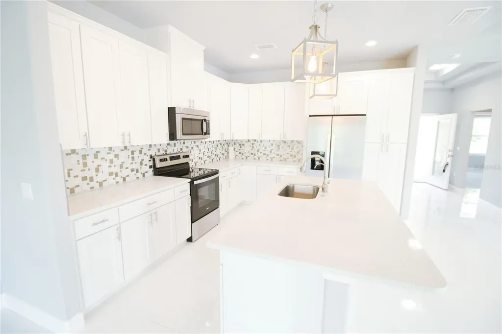 20 Evansville Lane Palm Coast FL 32164