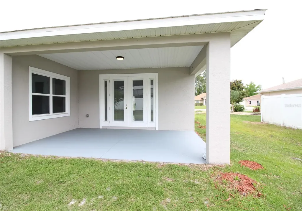 20 Evansville Lane Palm Coast FL 32164