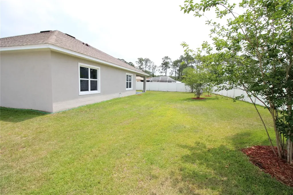 20 Evansville Lane Palm Coast FL 32164