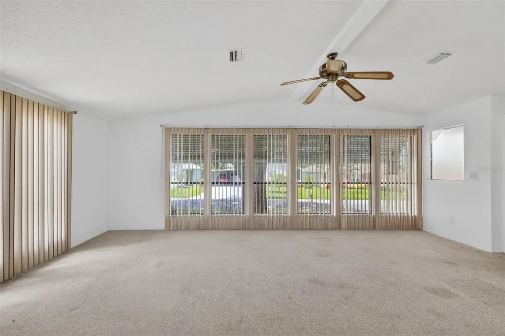 1625 Hilton Head Boulevard Lady Lake FL 32159