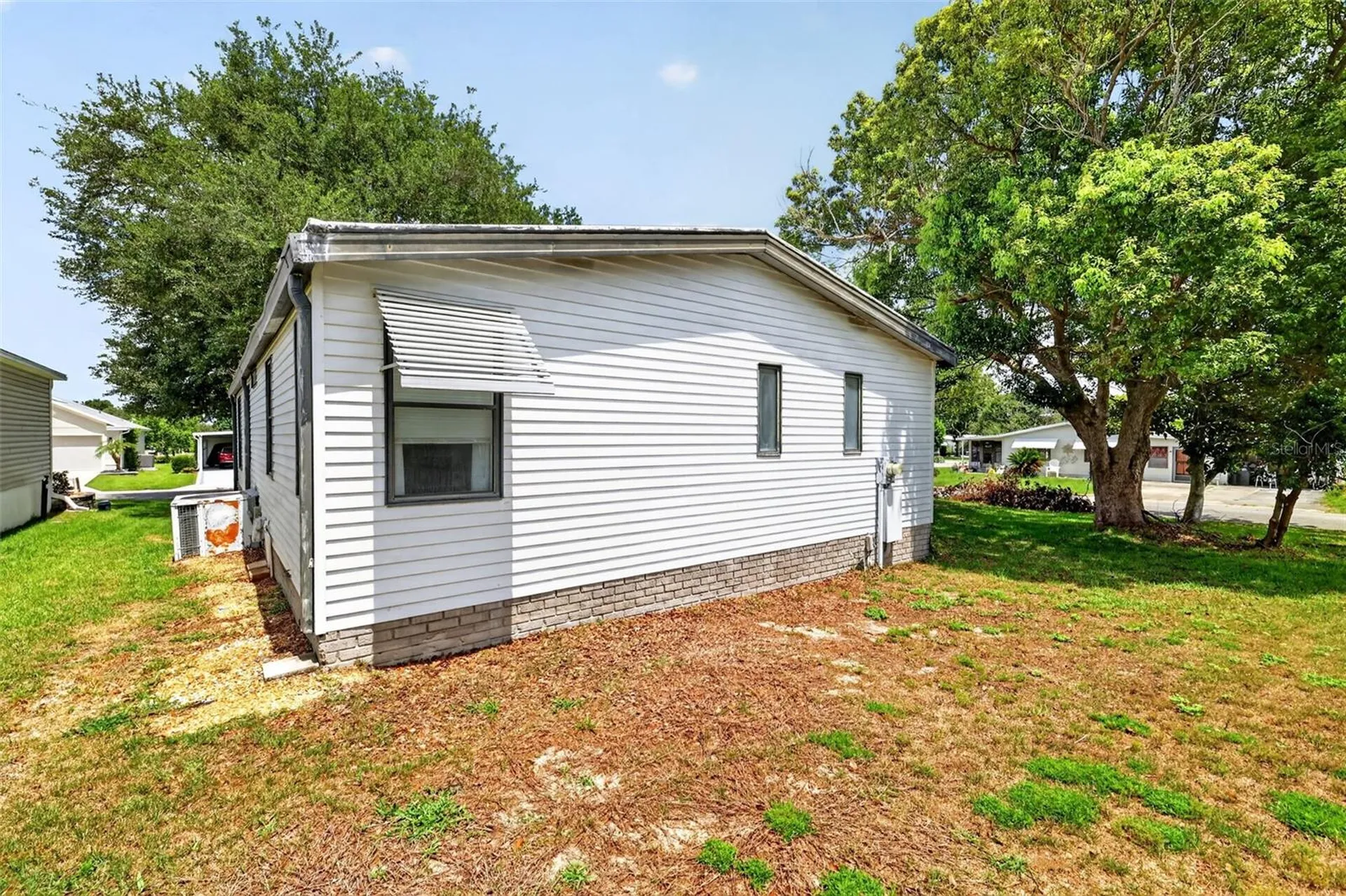 1625 Hilton Head Boulevard Lady Lake FL 32159