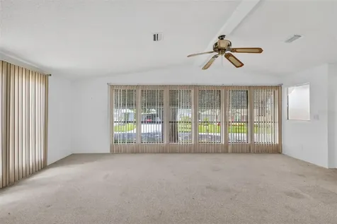 1625 Hilton Head Boulevard Lady Lake FL 32159