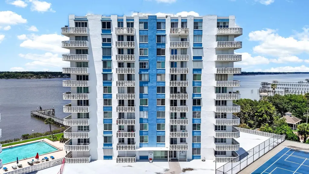 935 N Halifax Avenue Daytona Beach FL 32118