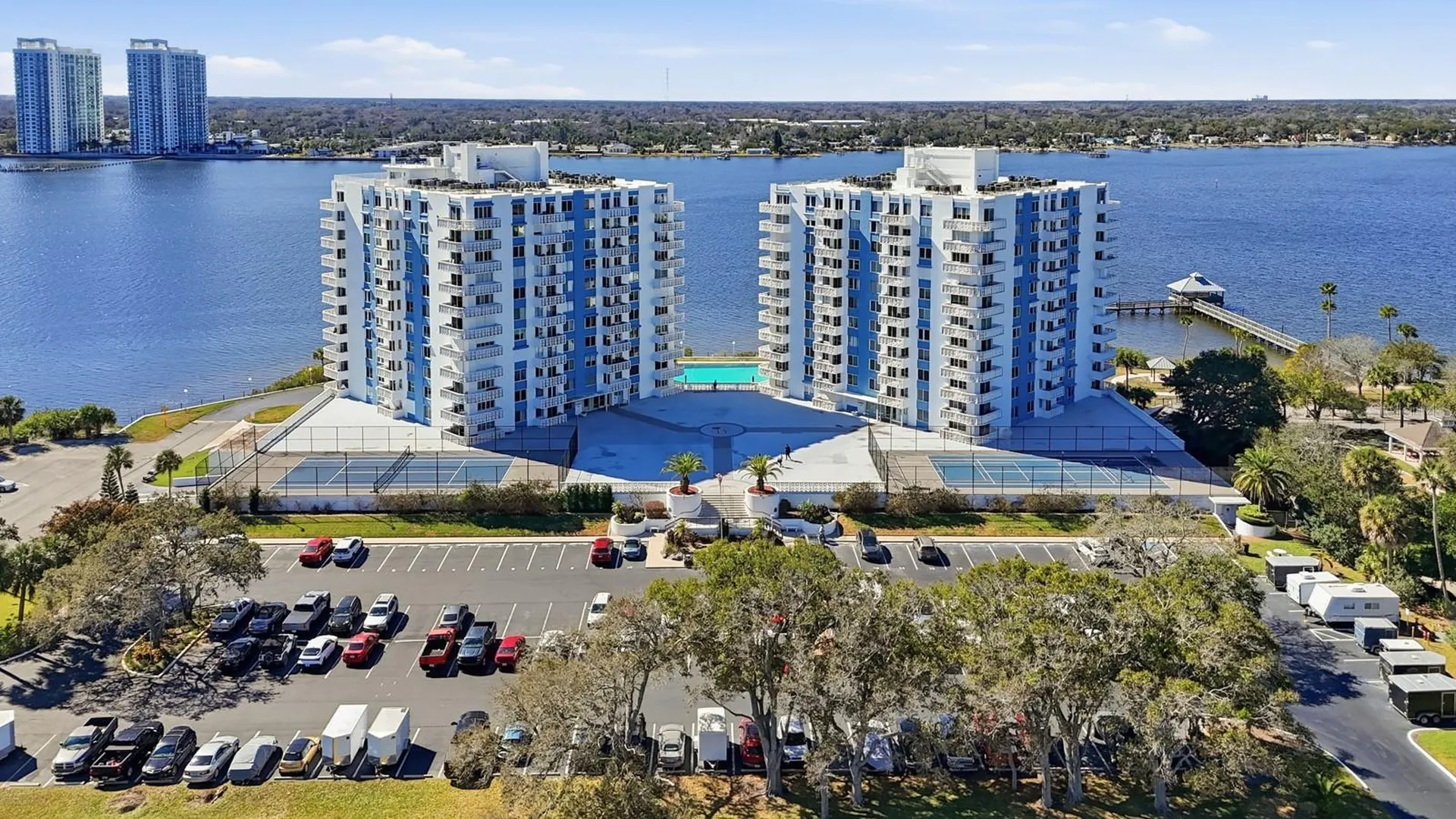 935 N Halifax Avenue Daytona Beach FL 32118