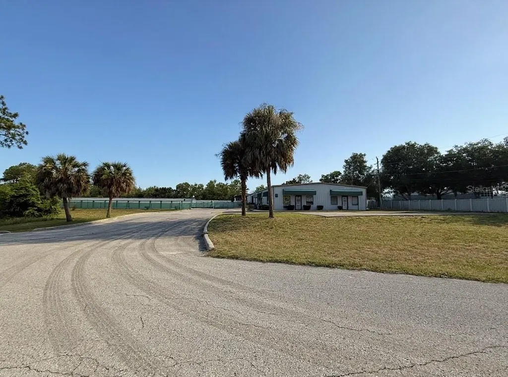1424 N Gulf Avenue Crystal River FL 34429