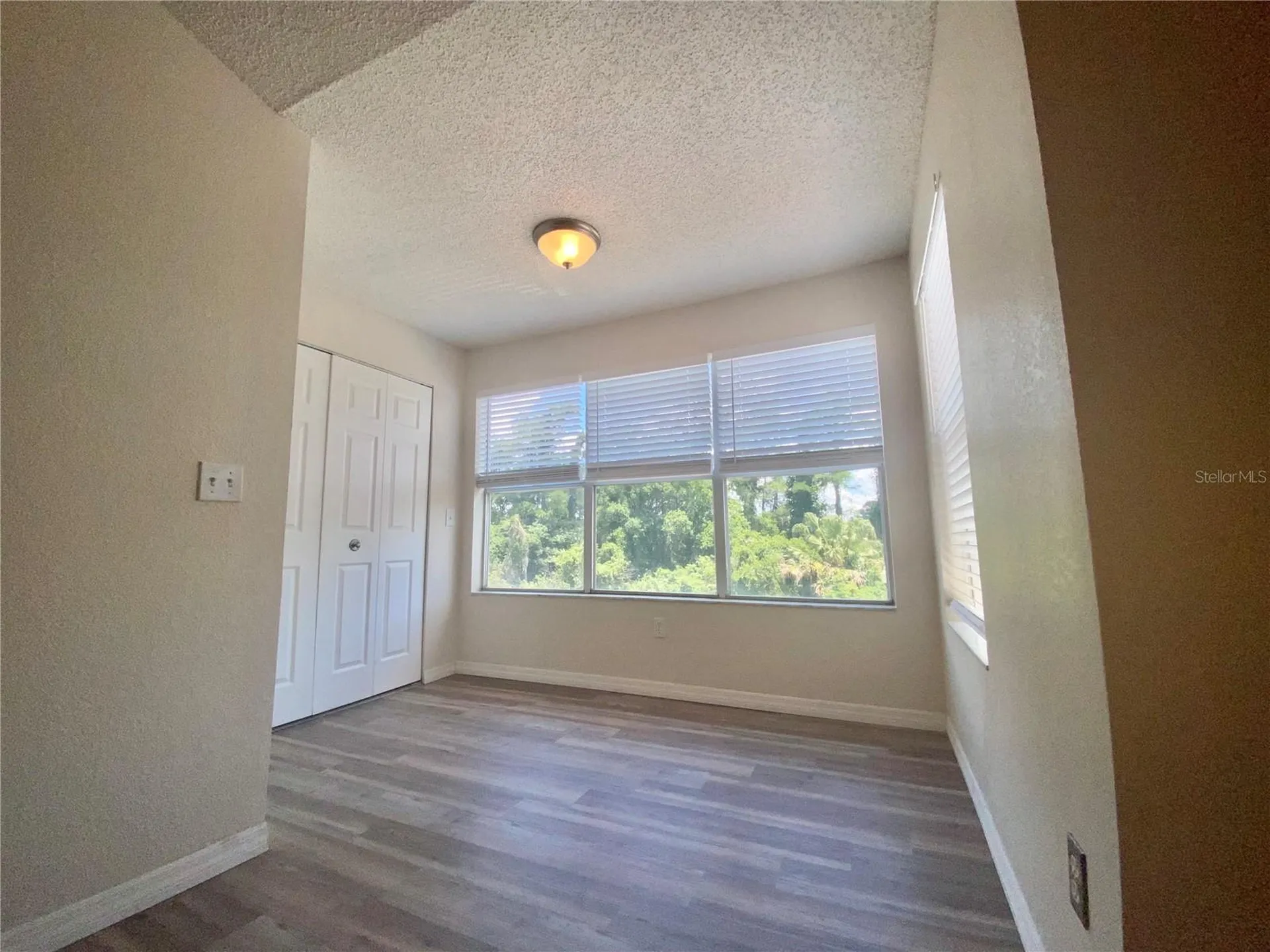 5144 Conroy Road Orlando FL 32811