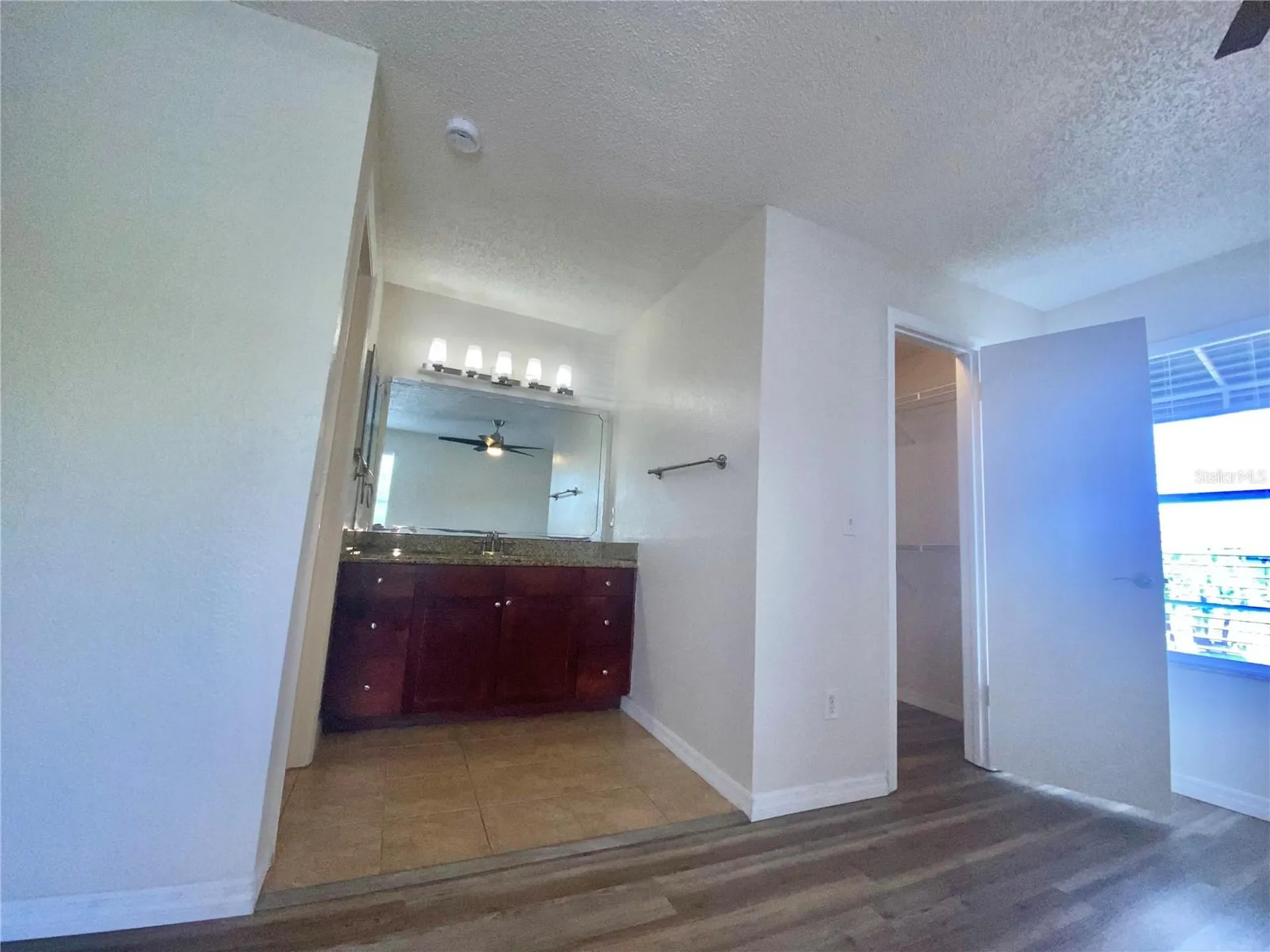 5144 Conroy Road Orlando FL 32811