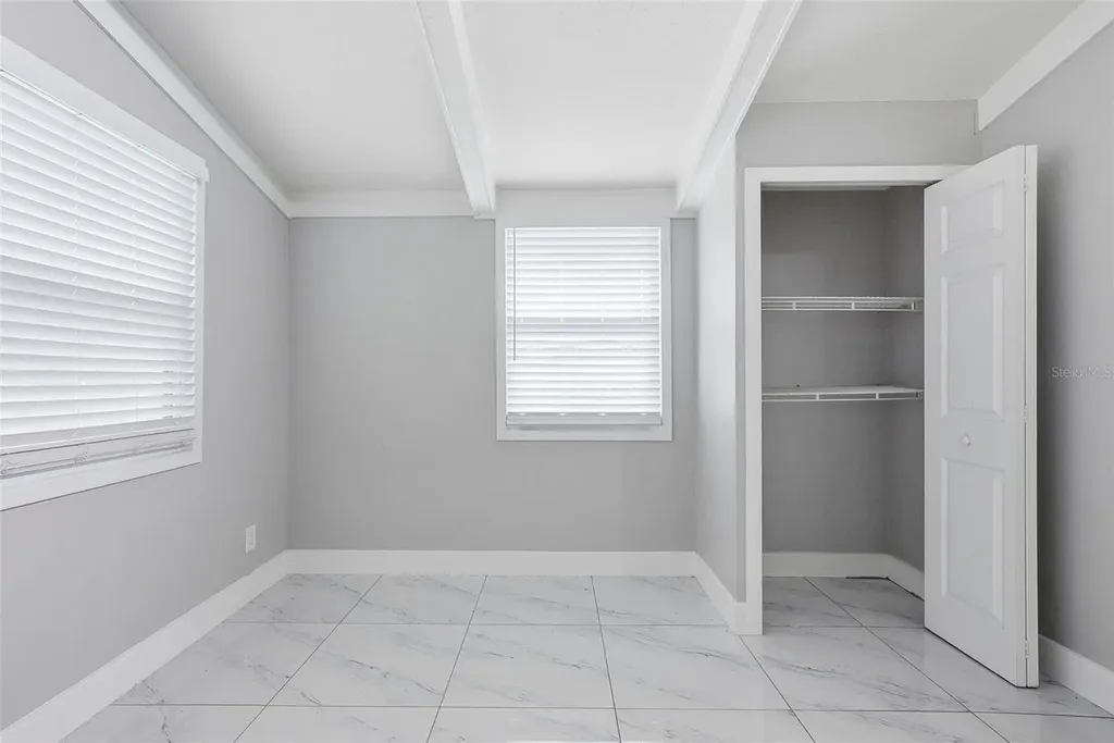 6033 W Amelia Street Orlando FL 32835