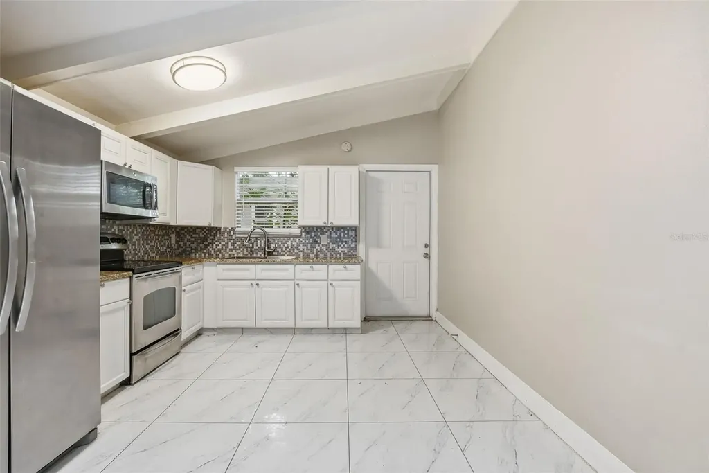 6033 W Amelia Street Orlando FL 32835