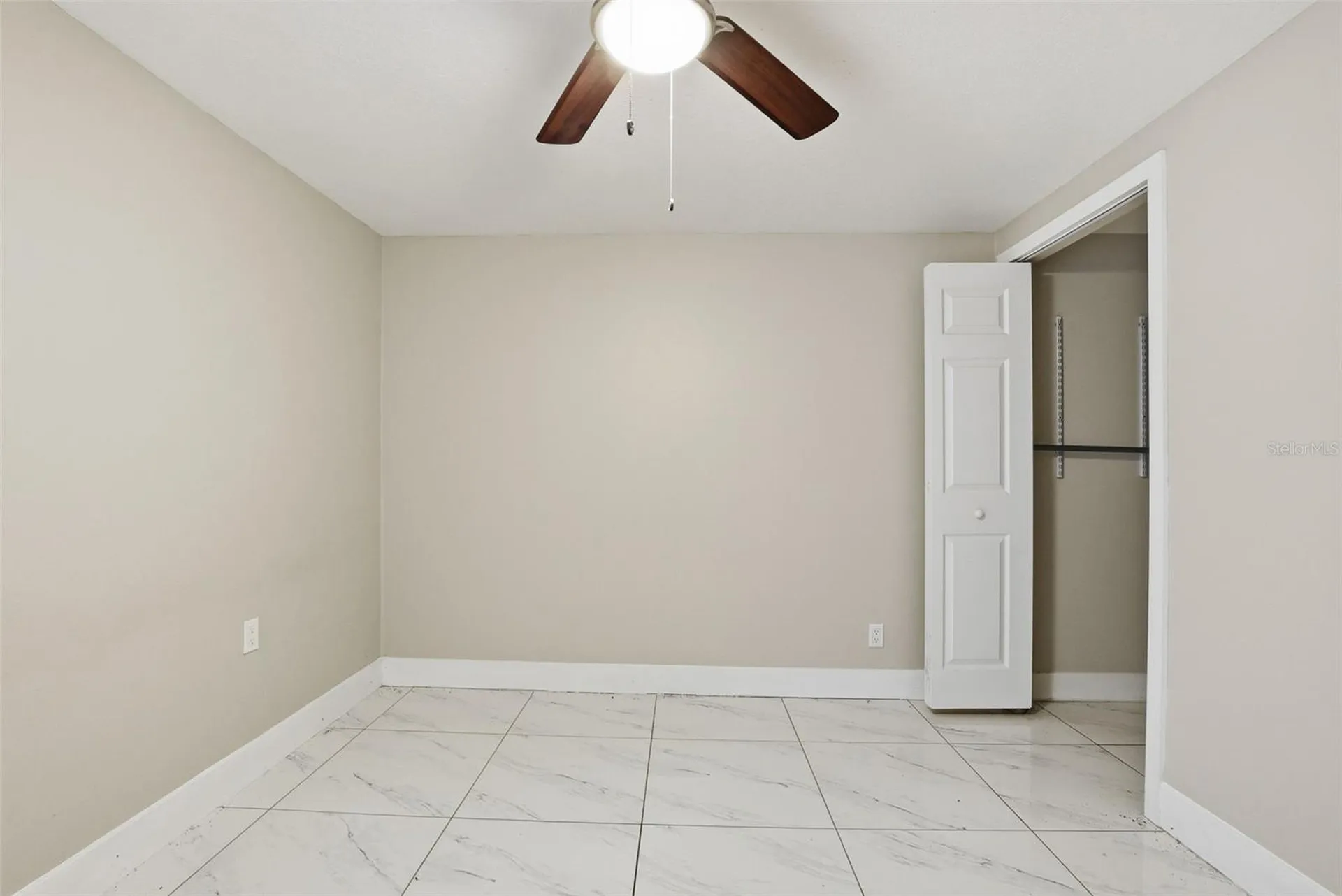 6033 W Amelia Street Orlando FL 32835