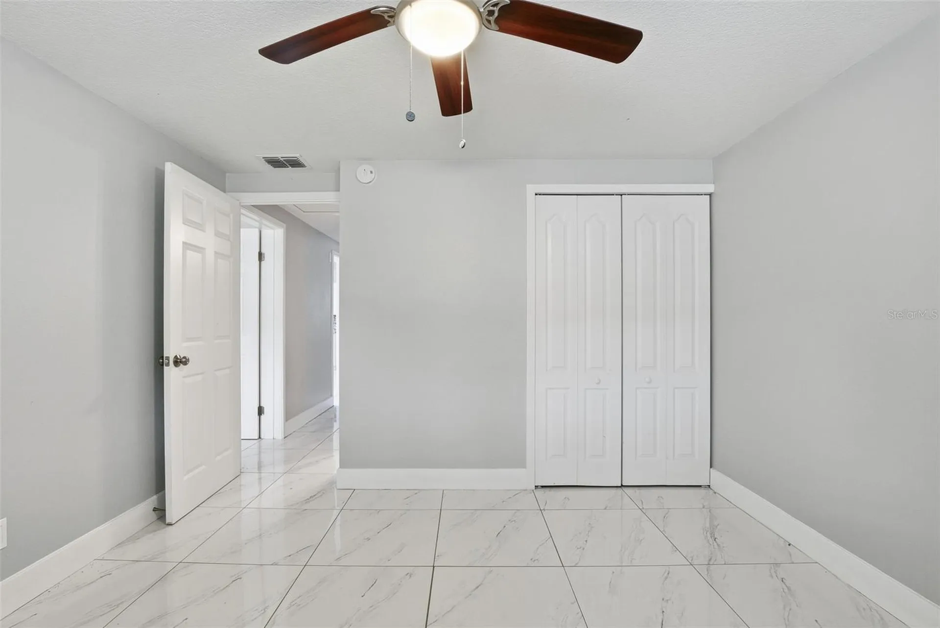 6033 W Amelia Street Orlando FL 32835