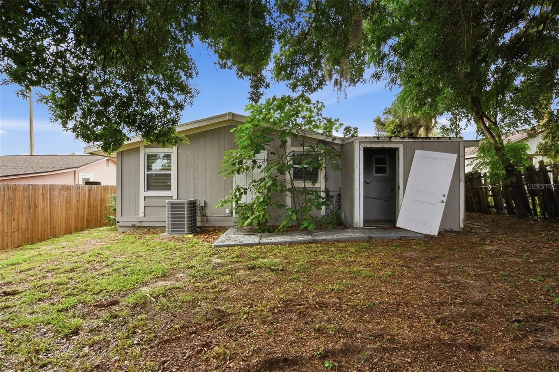 6033 W Amelia Street Orlando FL 32835