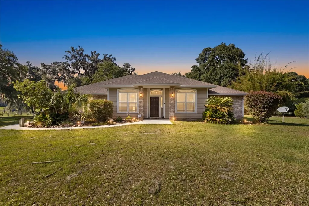19328 SW 58th Place Archer FL 32618