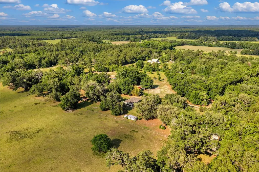 19328 SW 58th Place Archer FL 32618