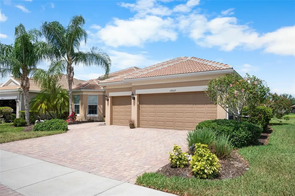19557 Petrino Street Venice FL 34293