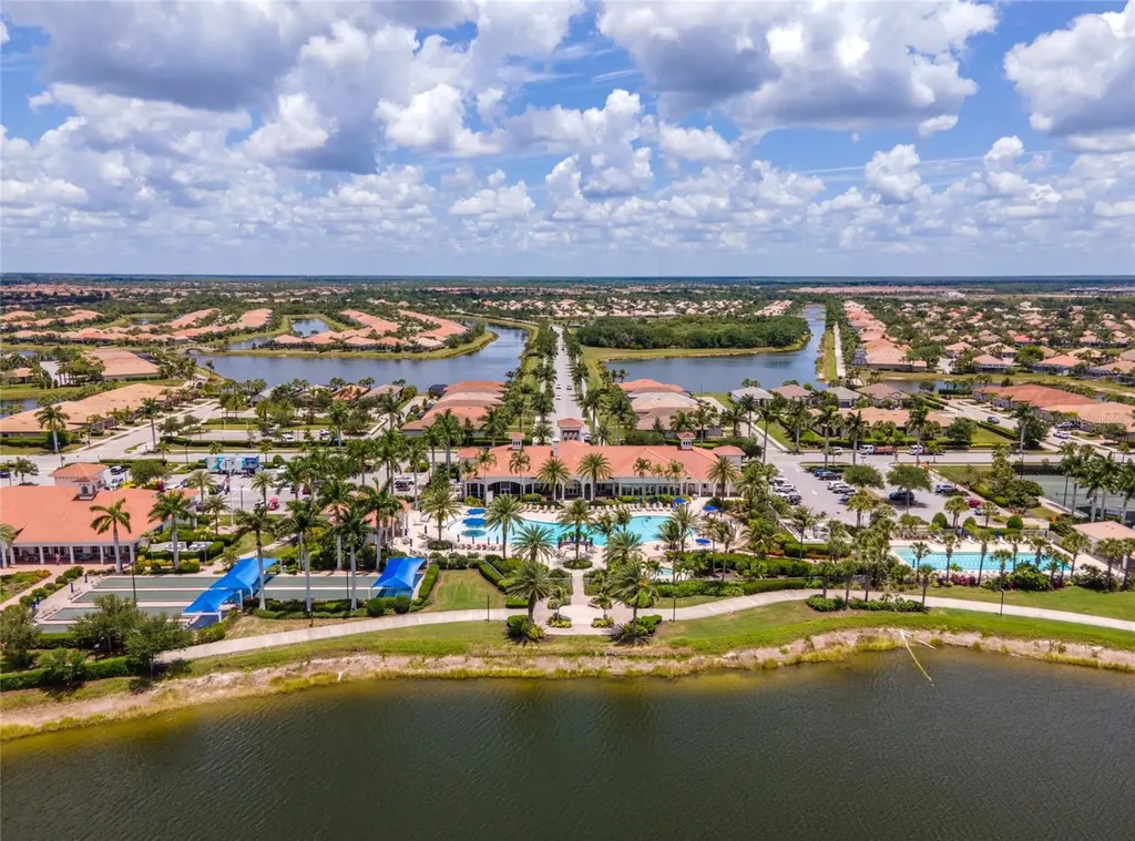 19557 Petrino Street Venice FL 34293