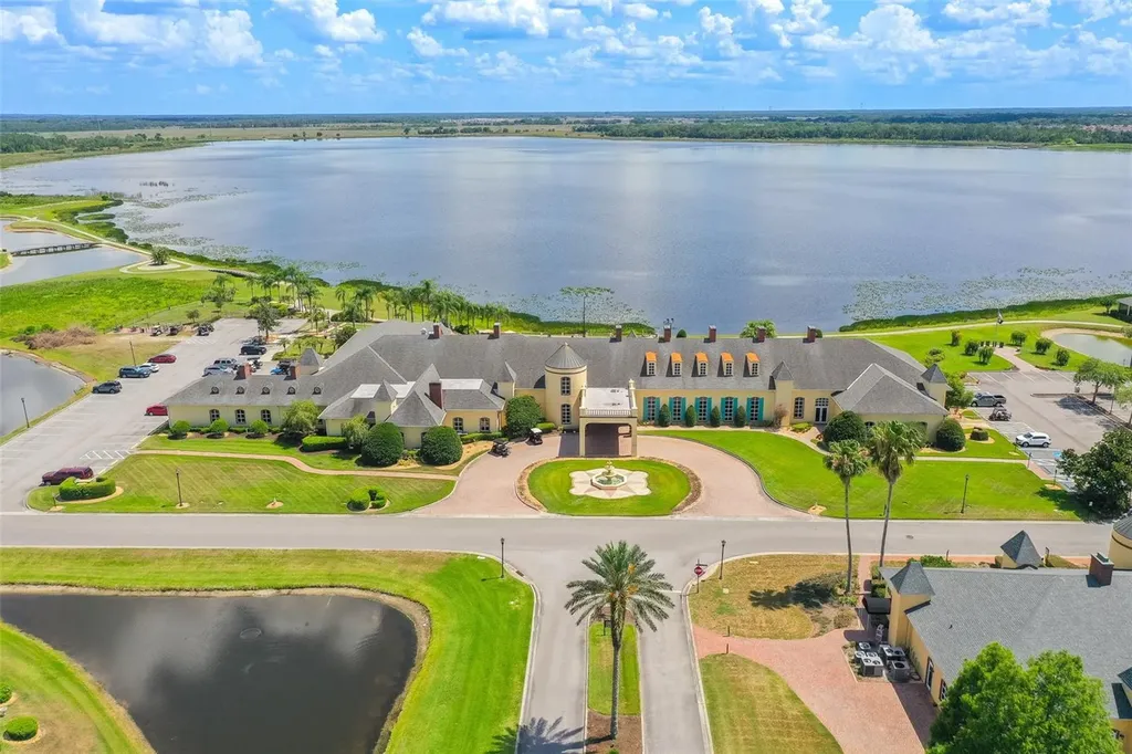 1394 Oakmont Drive Winter Haven FL 33884