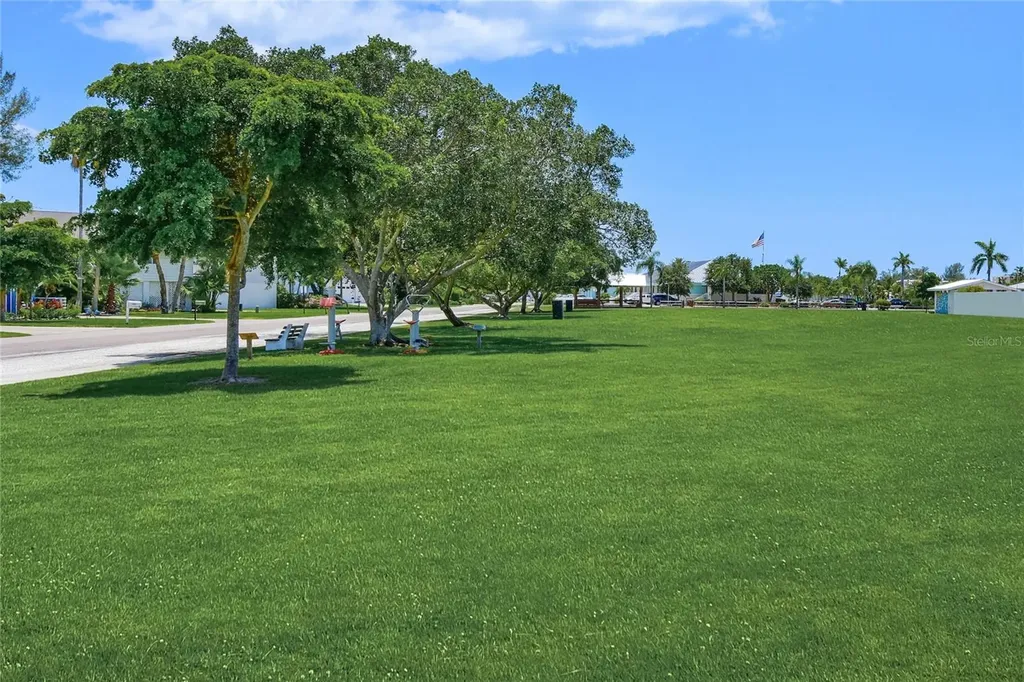 512 67th Street Holmes Beach FL 34217