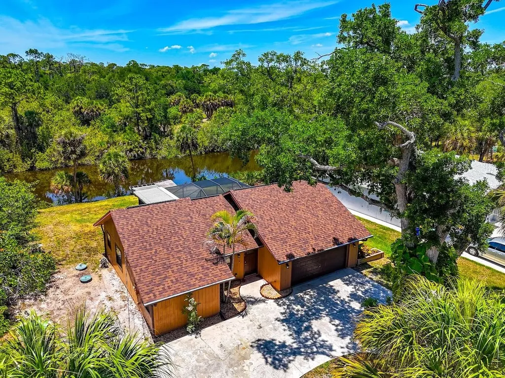 225 Hoffer Street Port Charlotte FL 33953