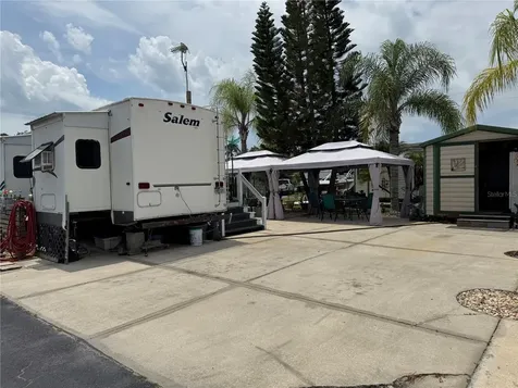 1310 Pine Island Drive N St Cloud FL 34771